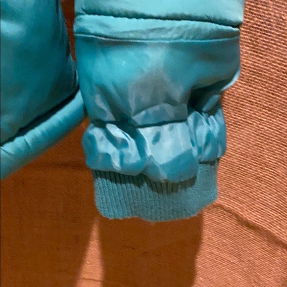 Old Navy Puffer coat - Picture 15 of 15